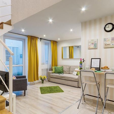 Lovely Apartment At Basilica Budapest Exteriör bild
